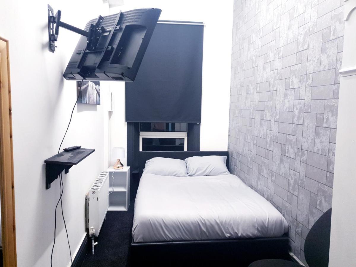 ホテル Townhouse 105 ハダーズフィールド 部屋 写真